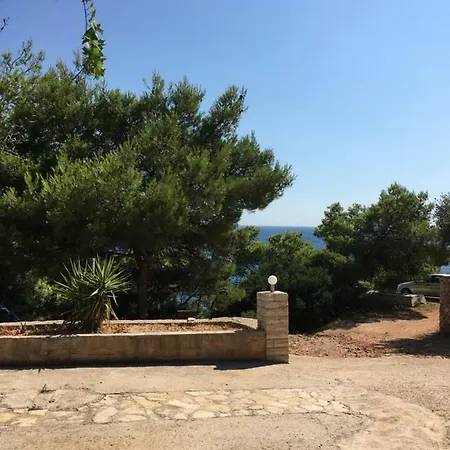 Korina * Jelsa (Hvar)